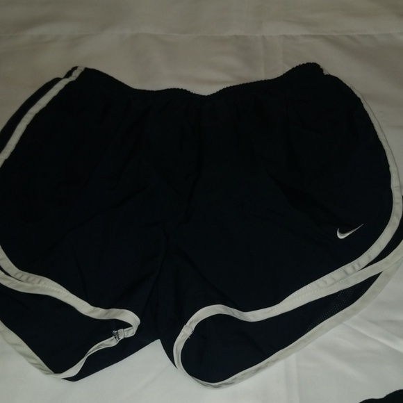 NIKE running shorts - Picture 1 of 2